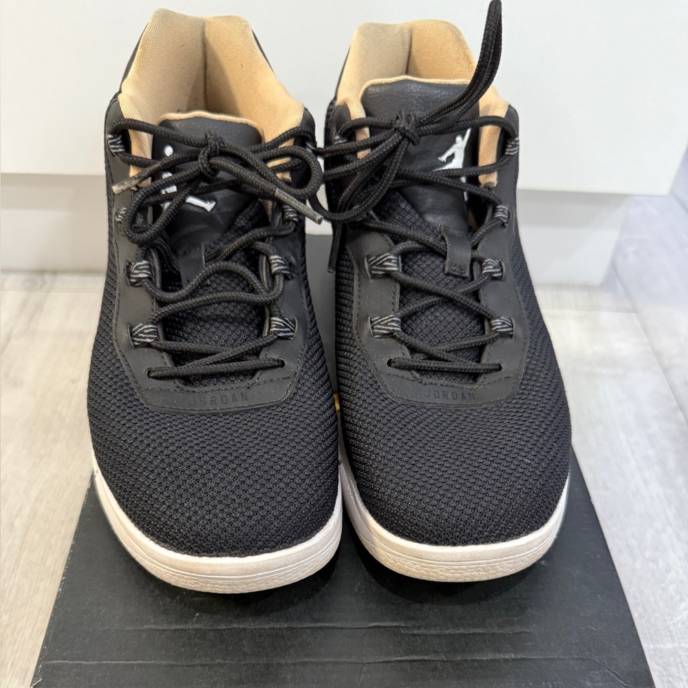 Jordan Youth Black Sneakers